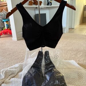 NWT Rhonda Shear Various Black Wireless Seamless Bralette Set  - Everyday